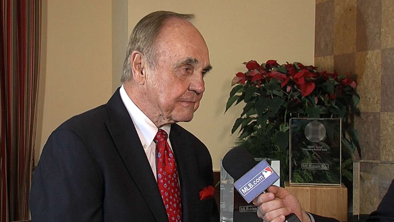 Enberg honored with GIBBY Award
